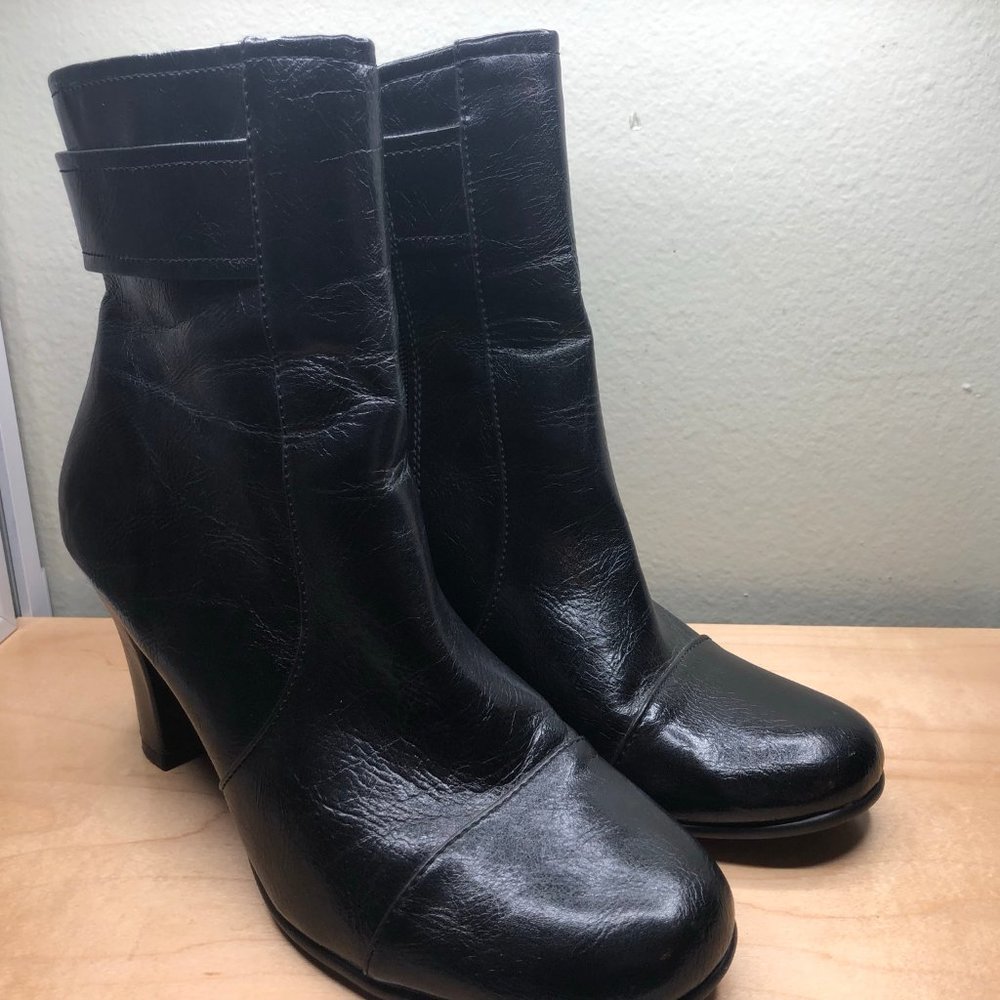A2 By Aerosoles Remote Control Ankle Boots 9.5